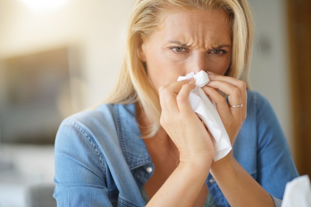Zašto se jedna nozdrva uvek zaèepi više od druge kada smo prehlaðeni?